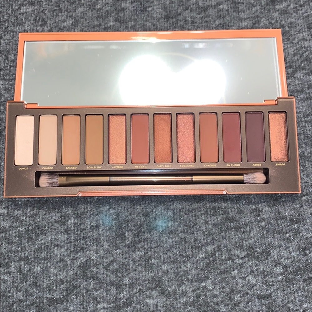 Urban Decay Naked Heat
